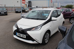 Toyota Aygo (14-22) 1.0 VVT-i X-Play MMT 5d For Sale - Chester Car Supermarket Ltd, Chester