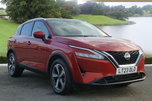 Nissan Qashqai SUV (21 on) 1.3 DiG-T MH N-Connecta 5dr For Sale - Canvey Carriage Company, Canvey Island