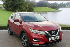 Nissan Qashqai (14-21) N-Connecta 1.3 DIG-T 160 5d For Sale - Canvey Carriage Company, Canvey Island