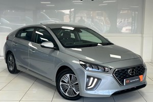 Hyundai Ioniq Hatchback (16-22) Premium Plug-in Hybrid 1.6 141PS DCT auto 5d For Sale - Central Service Garage, Doncaster