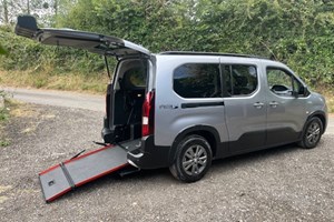 Peugeot Rifter MPV (18-25) Long Allure 1.5 BlueHDi 130 S&S EAT8 auto 5d For Sale - FMC Car Sales, Kidderminster