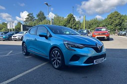 Renault Clio Hatchback (19 on) 1.0 TCe 90 Iconic Edition 5dr For Sale - Stoneacre Chesterfield Renault, Chesterfield