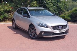 Volvo V40 Cross Country (13-19) D2 (120bhp) Cross Country Lux 5d For Sale - Arnold Clark Motorstore (Shrewsbury), Shrewsbury