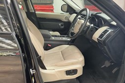 Land Rover Discovery SUV (17 on) SE 2.0 Sd4 auto 5d For Sale - Quality Motor Company Ltd, Iver