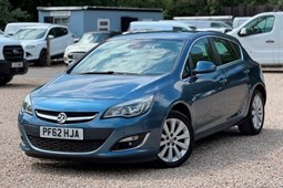 Vauxhall Astra Hatchback (09-15) 1.6i 16V Elite 5d For Sale - CarConnect UK, Farnham