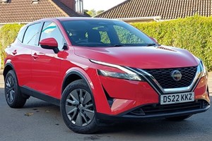 Nissan Qashqai SUV (21 on) 1.3 DiG-T MH Visia 5dr For Sale - Arnold Clark Click & Collect Heathrow, Heathrow