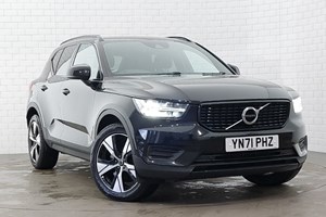 Volvo XC40 SUV (17 on) R-Design Recharge T5 Plug-in hybrid FWD auto 5d For Sale - Arnold Clark Click & Collect Heathrow, Heathrow