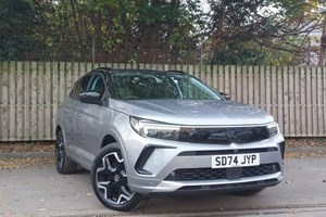 Vauxhall Grandland SUV (21-24) 1.6 Hybrid Ultimate 5dr Auto For Sale - Arnold Clark Click & Collect Heathrow, Heathrow