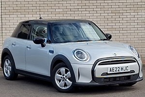 MINI Hatchback (14-24) 1.5 Cooper Classic 5dr Auto For Sale - Arnold Clark Click & Collect Heathrow, Heathrow