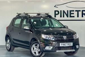 Dacia Sandero Stepway (13-21) Laureate TCe 90 (12/16 on) 5d For Sale - Pinetree Car Superstore Tonypandy, Tonypandy