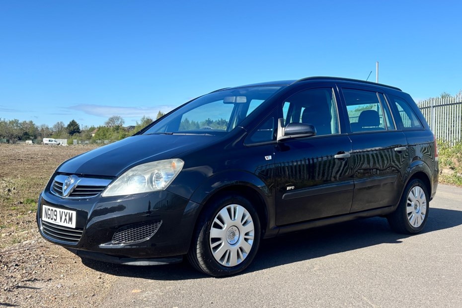 Vauxhall Zafira (05-14) 1.6i Life 5d For Sale - Abbey Green Car Sales Ltd, Nuneaton