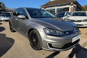 Volkswagen e-Golf Hatchback (14-20) e-Golf 5d Auto For Sale - Velocity Auto Sales Ltd, Shepperton
