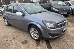 Vauxhall Astra Hatchback (04-10) 1.4i 16V Active 5d For Sale - Motor Village Limited, Stoke-on-Trent