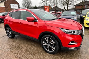 Nissan Qashqai (14-21) 1.3 DiG-T 160 [157] N-Connecta 5dr DCT Glass Roof For Sale - Motor Village Limited, Stoke-on-Trent
