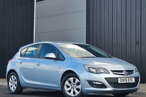 Vauxhall Astra Hatchback (09-15) 1.4i 16V Design 5d For Sale - Sleaford Car Centre, Sleaford