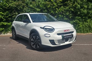 Fiat 600e SUV (24 on) 115kW Red 54kWh 5dr Auto For Sale - Motorvogue Fiat Bedford, Bedford