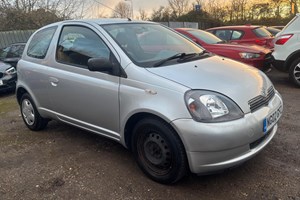 Toyota Yaris (99-05) 1.3 16v VVT-i GLS 3d Auto (AC) For Sale - Greenshow Motors Ltd, St. Albans, Markyate