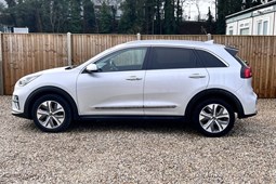 Kia e-Niro SUV (19-22) 4 64kWh lithium-ion 201bhp auto 5d For Sale - Hammond Cars Norwich, New Costessey