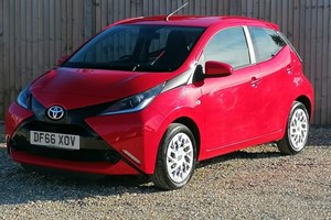 Toyota Aygo (14-22) 1.0 VVT-i X-Play 5d For Sale - Hammond Cars Norwich, New Costessey