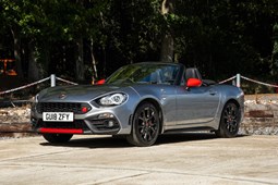 Abarth 124 Spider (16-19) 1.4 Turbo MultiAir 170hp Sequenziale Sportivo auto 2d For Sale - Collecting Cars UK Ltd, London