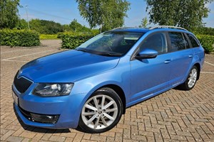 Skoda Octavia Estate (13-20) 2.0 TDI CR Elegance 4x4 5d For Sale - Michael Banks Cars, Andover