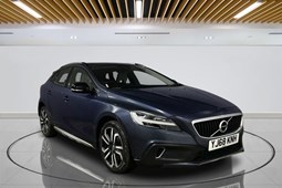 Volvo V40 Cross Country (13-19) T3 (152bhp) Cross Country Pro 5d Geartronic For Sale - Hilton Car Supermarket Aylesbury, Aylesbury