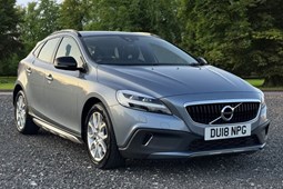 Volvo V40 Cross Country (13-19) T3 (152bhp) Cross Country Pro 5d For Sale - Bateman and Lynch Cars (Liskeard), Liskeard