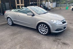 Vauxhall Astra TwinTop (06-10) 1.8 VVT Exclusiv Black 2d For Sale - SAID MOTORS Limited, New Malden