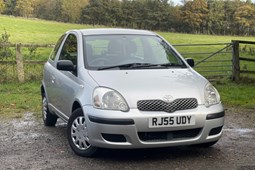 Toyota Yaris (99-05) 1.0 VVT-i T2 3d MMT For Sale - Loanhead Carsales Limited, Edinburgh