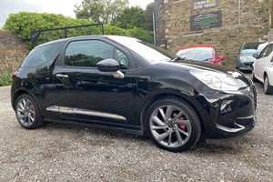 DS 3 (15-19) Connected Chic PureTech 82 3d For Sale - ROSSENDALE MOTORS LTD, Rossendale