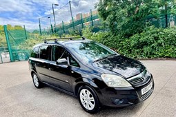 Vauxhall Zafira (05-14) 1.6i (115bhp) Design 5d For Sale - Carworld Sheffield, Sheffield