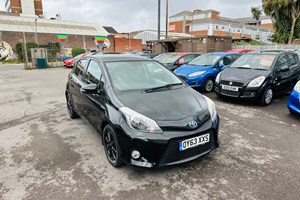Toyota Yaris (11-20) 1.5 VVT-i Hybrid Icon+ 5d CVT Auto For Sale - United Car Centre, Portsmouth