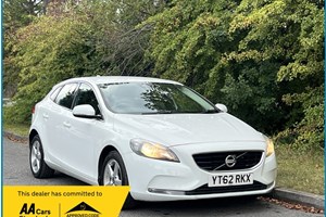 Volvo V40 Hatchback (12-19) D2 SE 5d For Sale - BEECHES MOTOR ZONE LTD, Keighley West