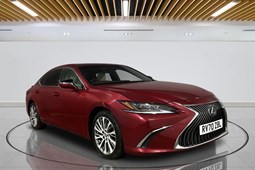 Lexus ES Saloon (19 on) 300h E-CVT auto 4d For Sale - Hilton Car Supermarket Milton Keynes, Milton Keynes