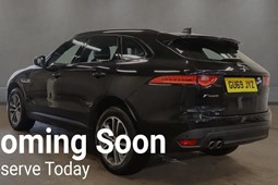 Jaguar F-Pace (16-24) 2.0d R-Sport AWD 5d Auto For Sale - Hilton Car Supermarket Milton Keynes, Milton Keynes