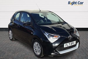 Toyota Aygo (14-22) X-Play (with Toyota Safety Sense) 1.0 VVT-i (05/2018 on) 5d For Sale - Right Car Grimsby, Grimsby