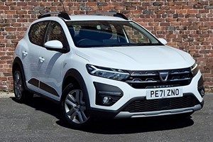 Dacia Sandero Stepway (21 on) 1.0 TCe Comfort 5dr For Sale - Arnold Clark Liverpool Renault / Dacia / Alpine, Liverpool