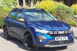 Dacia Sandero Stepway (21 on) 1.0 TCe Extreme 5dr For Sale - Arnold Clark Click & Collect Southampton, Southampton