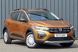 Dacia Sandero Stepway (21 on) 1.0 TCe Essential 5dr For Sale - Arnold Clark Click & Collect Southampton, Southampton