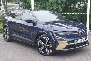 Renault Megane E-Tech Hatchback (22 on) EV60 160kW Iconic 60kWh Optimum Charge 5dr Auto For Sale - Arnold Clark Click & Collect Southampton, Southampton