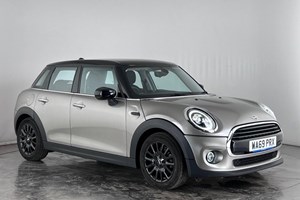 MINI Hatchback (14-24) Cooper Classic 5d For Sale - Car Planet Barnet, London