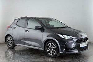 Toyota Yaris (20 on) 1.5 Hybrid Design CVT 5d For Sale - Car Planet Barnet, London