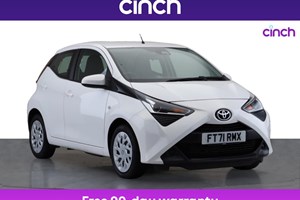 Toyota Aygo (14-22) X-Play (with Toyota Safety Sense) 1.0 VVT-i (05/2018 on) 5d For Sale - cinch Warehouse Corby, Corby