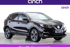 Nissan Qashqai (14-21) N-Connecta 1.3 DIG-T 140 5d For Sale - cinch Warehouse Corby, Corby