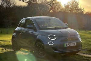 Fiat 500 Electric Hatchback (20 on) 87kW La Prima 37.8kWh Auto 3d For Sale - Motor 4 U Ltd, Flimwell