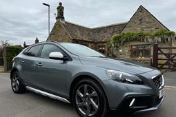 Volvo V40 Cross Country (13-19) D2 (120bhp) Cross Country Lux 5d Geartronic For Sale - RON WHITE TRADE CARS LIMITED, Wakefield