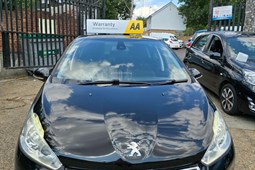 Peugeot 208 Hatchback (12-19) 1.2 VTi Allure 5d For Sale - Chigwell Motors Ltd, Woodford Green
