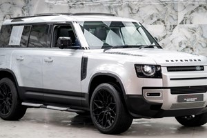 Land Rover Defender 110 (19 on) 110 SE D240 AWD auto 5d For Sale - Blackstone Motors Ltd, West Drayton