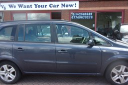 Vauxhall Zafira (05-14) 1.6i Exclusiv 5d For Sale - Rother Valley Cars, Sheffield