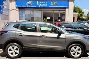 Nissan Qashqai (14-21) Acenta Premium 1.3 DIG-T 140 5d For Sale - Lawrence Warner Specialist Cars LTD, Havant